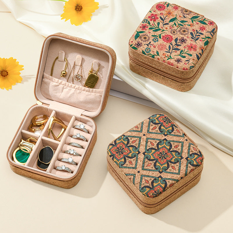 Premium cork jewelry box