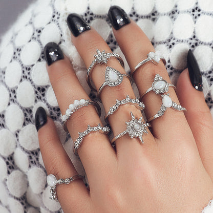 Retro geometric alloy ring