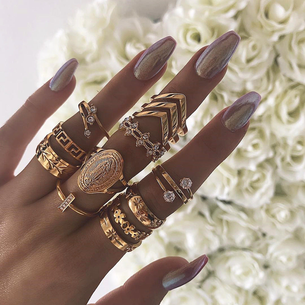 Retro geometric alloy ring