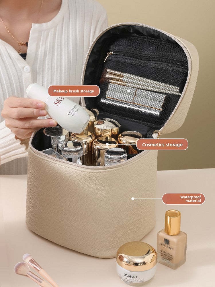 Women's Cosmetic Toiletry Organizer