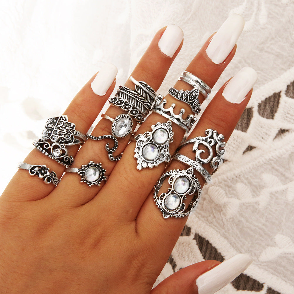 Retro geometric alloy ring