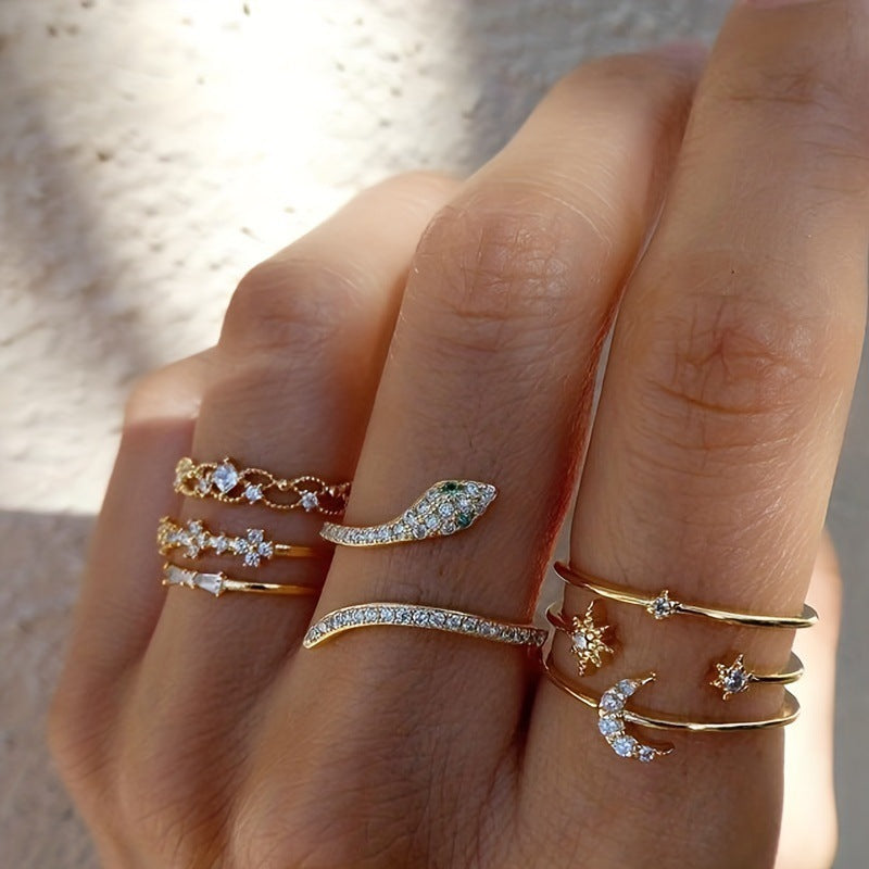 Retro geometric alloy ring