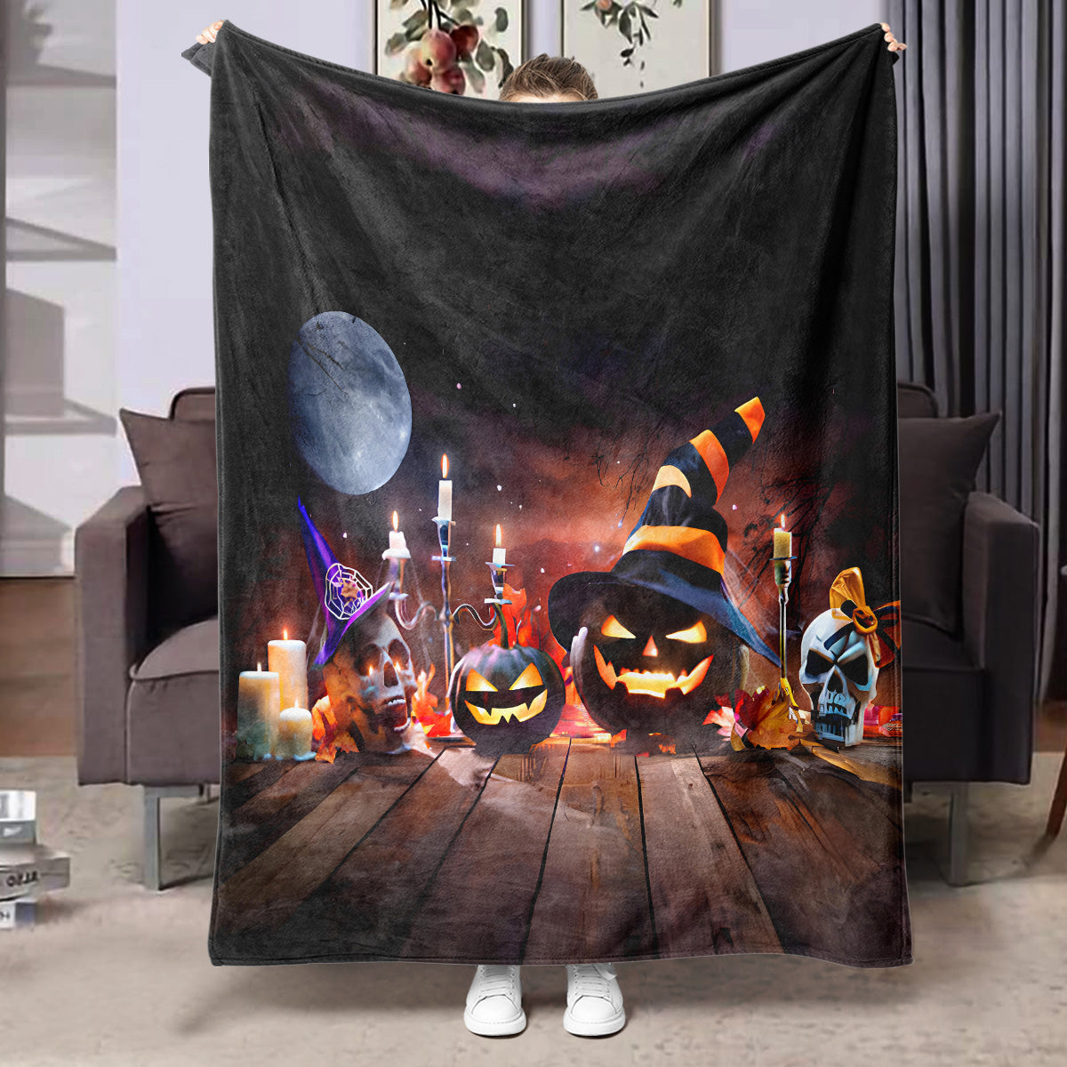 Halloween-themed flannel printed blanket