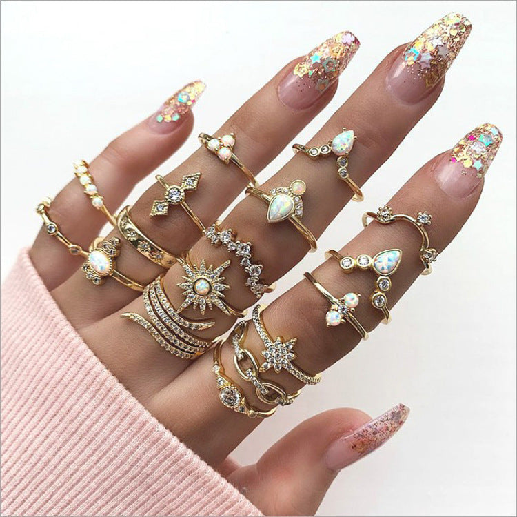 Retro geometric alloy ring