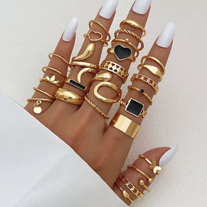 Retro geometric alloy ring