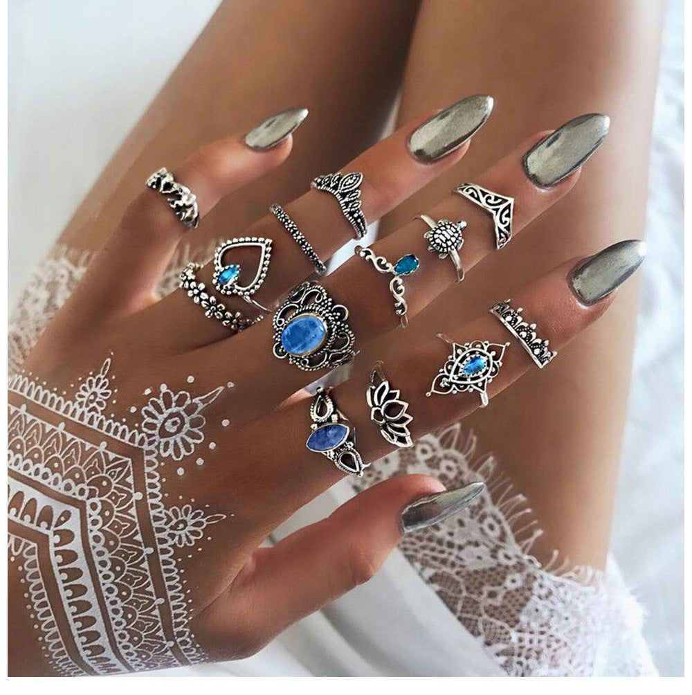 Retro geometric alloy ring