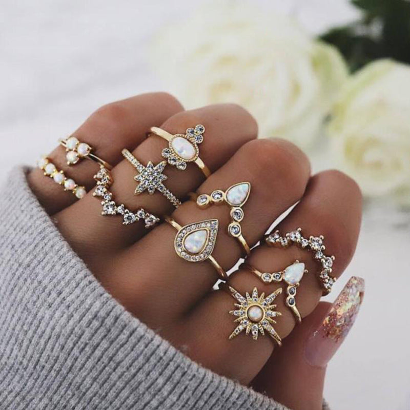 Retro geometric alloy ring