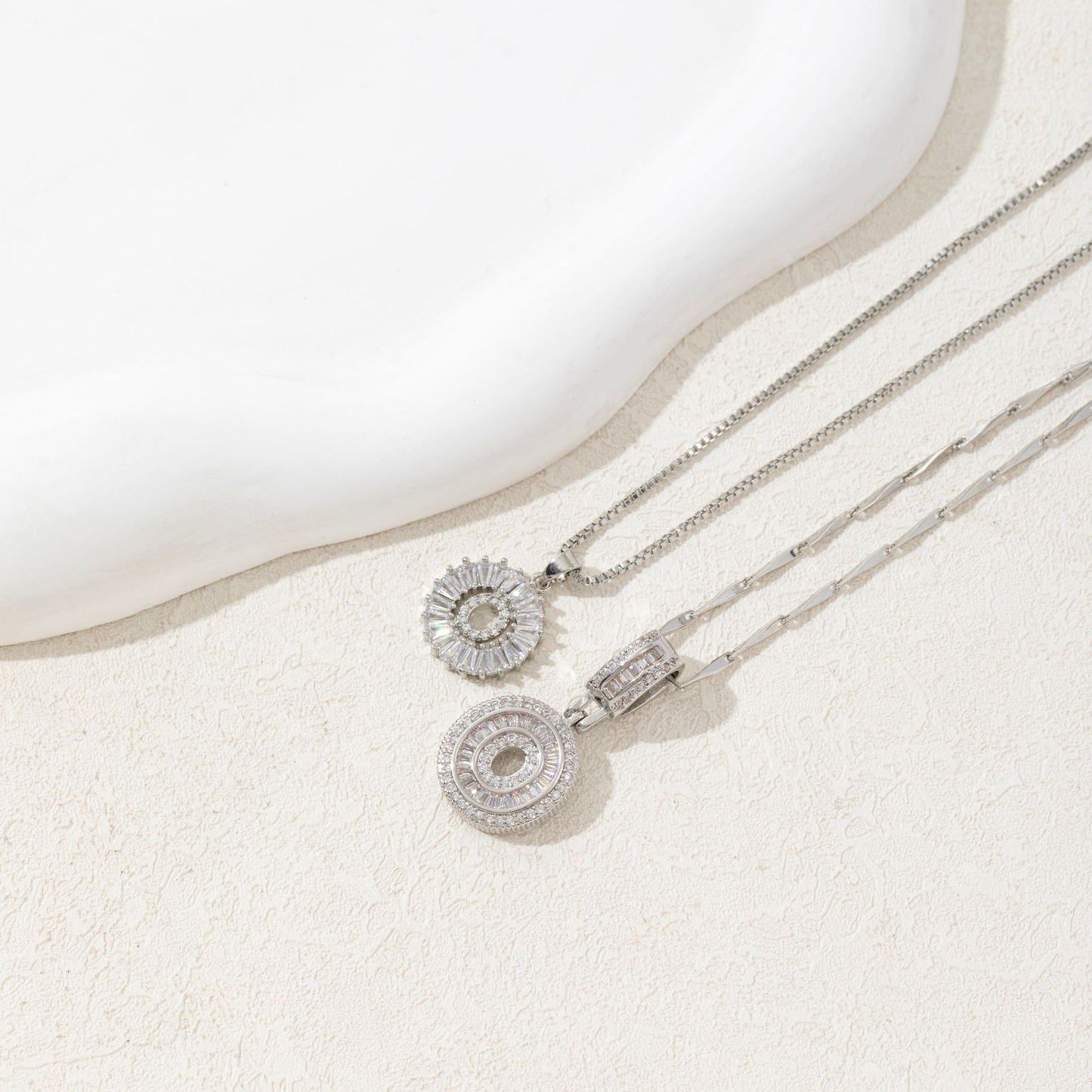 letter pendant necklace