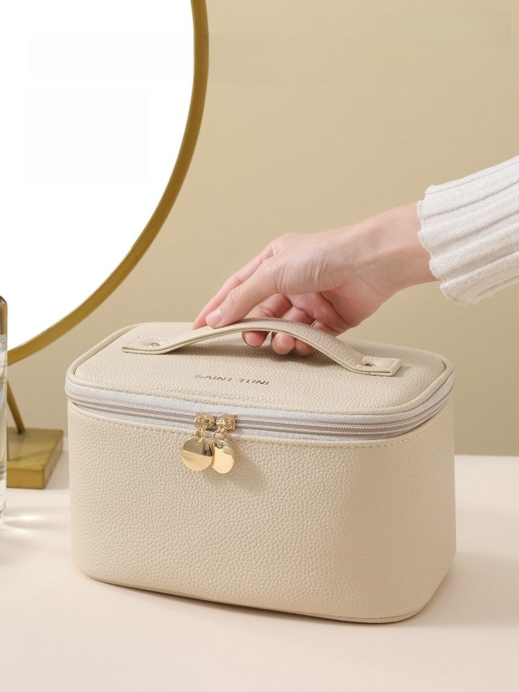 Women's Cosmetic Toiletry Organizer