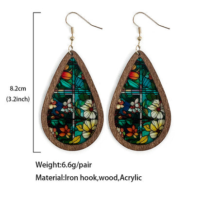 New teardrop-shaped earrings from Europe and America